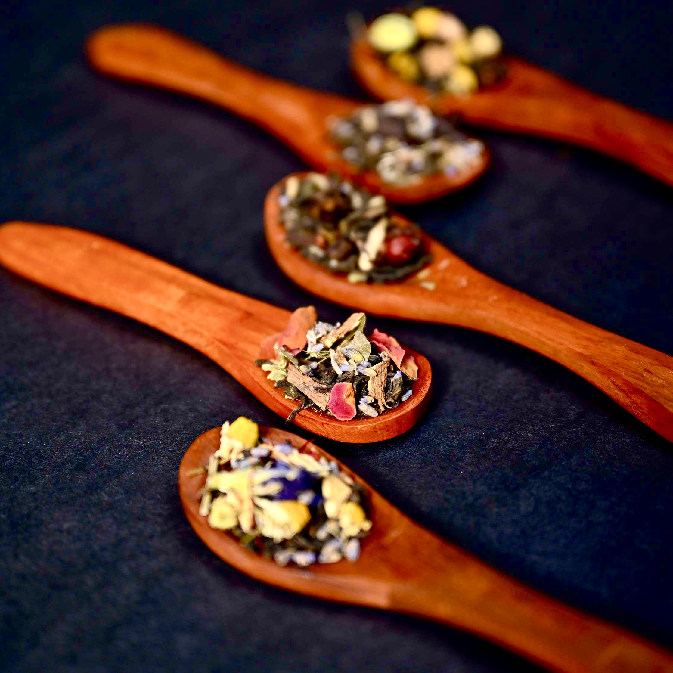 DETOX Tea | Green Tea and Blend of 12 Detoxifying Herbs | Healing Tea, For Detox | Flushes Out Toxins, Boost Digestion | 100gm